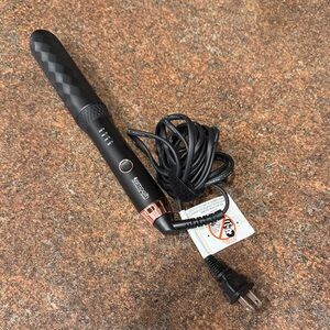 Infinite Styling Iron | Titanium Flat Iron